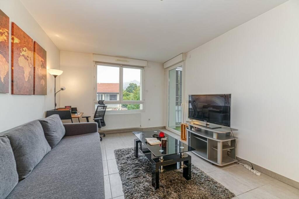 Bel Appartement-Garage Prive-Balcon-Wifi Fibre Rhut Eksteriør billede